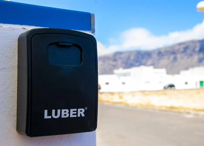 El Arenal De By Escape Famara